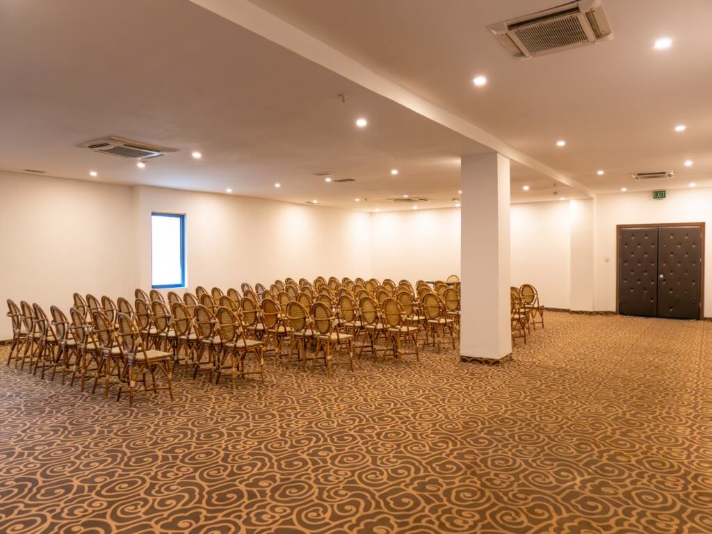 ROOM 1 GRAND VIOLE 2